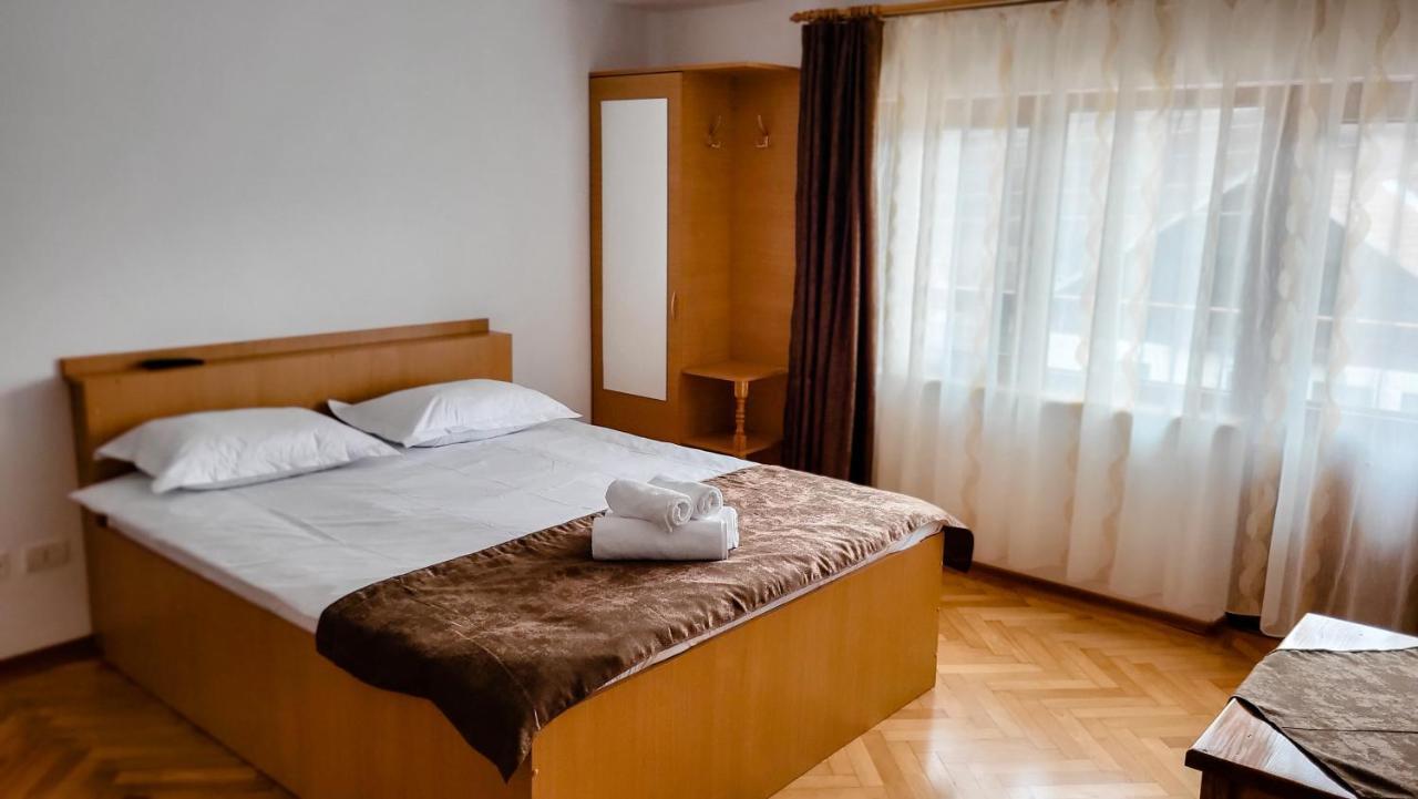 Pensiunea Tesoro Corbeni Zewnętrze zdjęcie